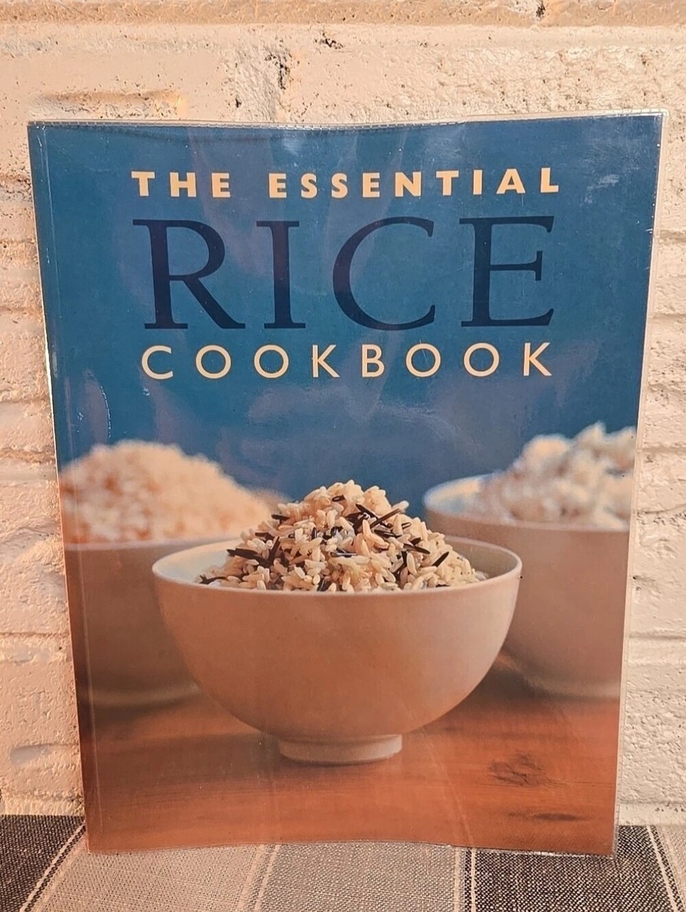 The Essential Rice Cookbook [Essential Cookbooks Series] - Picture 5 of 5